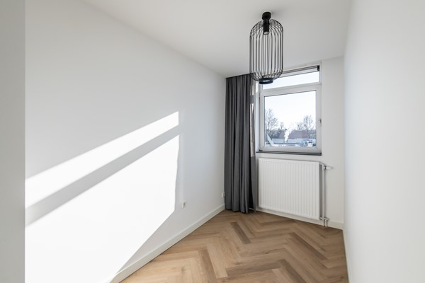 Medium property photo - Haarlemmerweg 55-3, 1051 KP Amsterdam